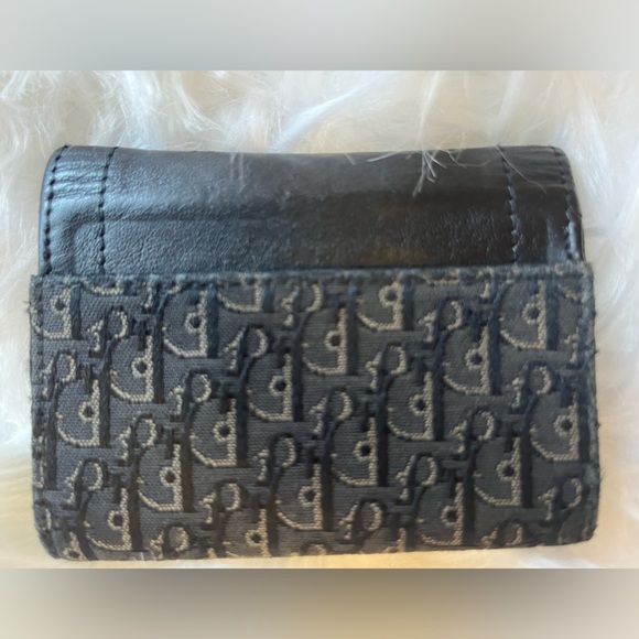 SOLD Dior Trotter card/keyholder (1 ring missing) - Picture 12 of 13